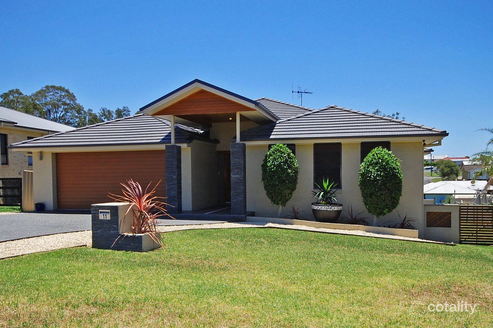 11 Country Club Dr, Wingham, NSW 2429
