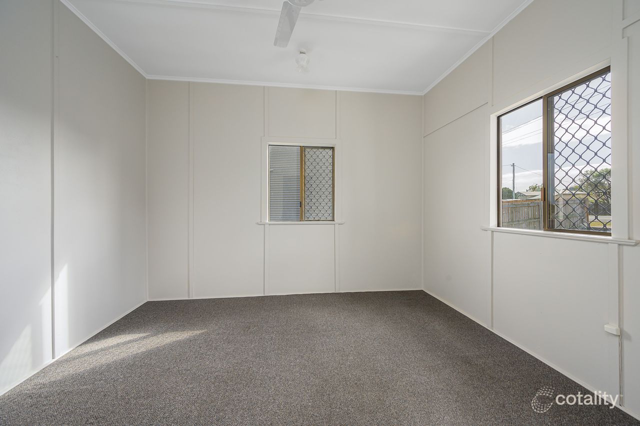 31 Fisher St, West Gladstone, QLD 4680