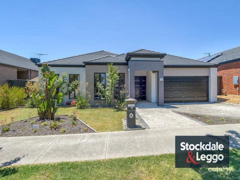 19 Le Page Run, South Morang, VIC 3752