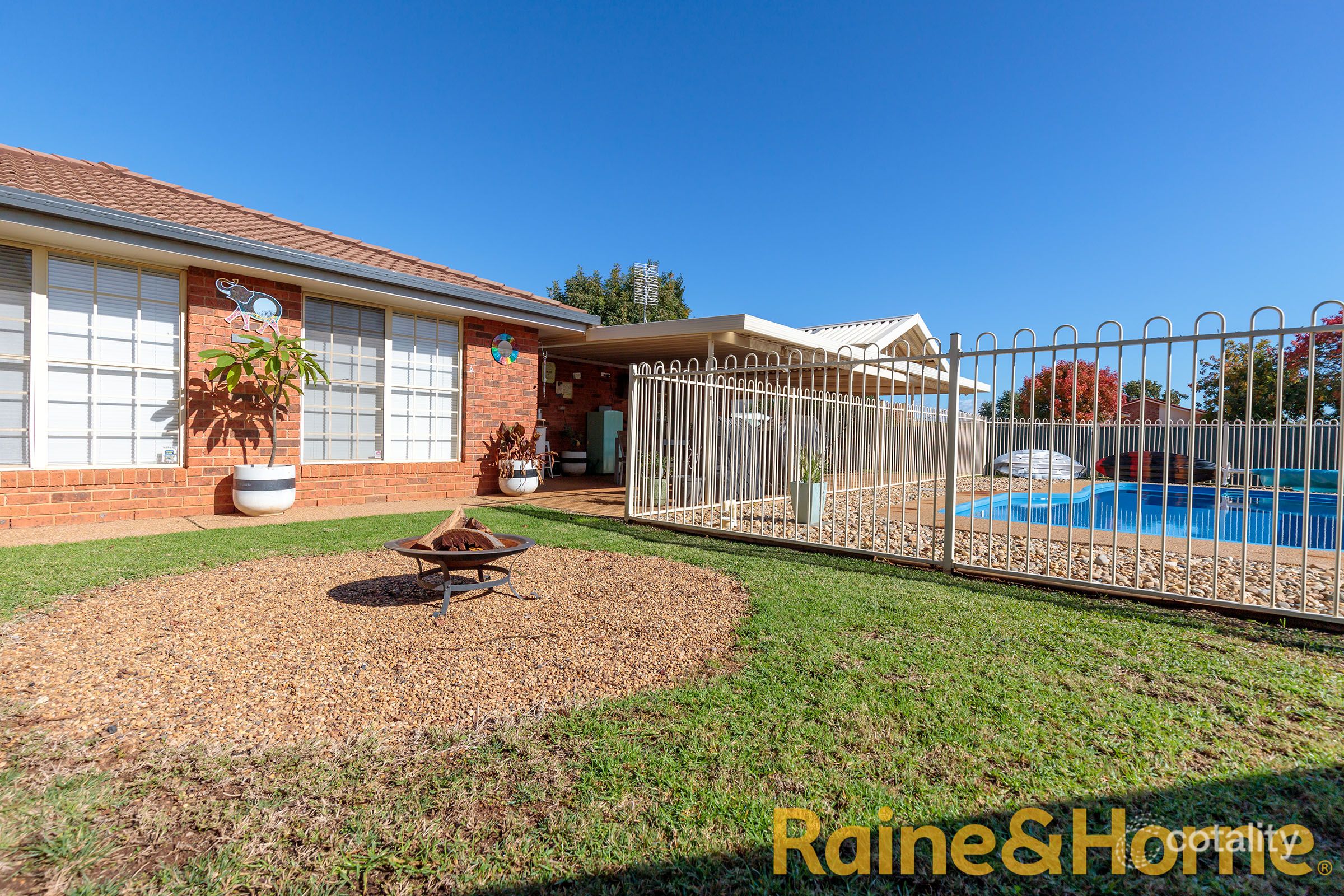 2 Regent Ct, Dubbo, NSW 2830