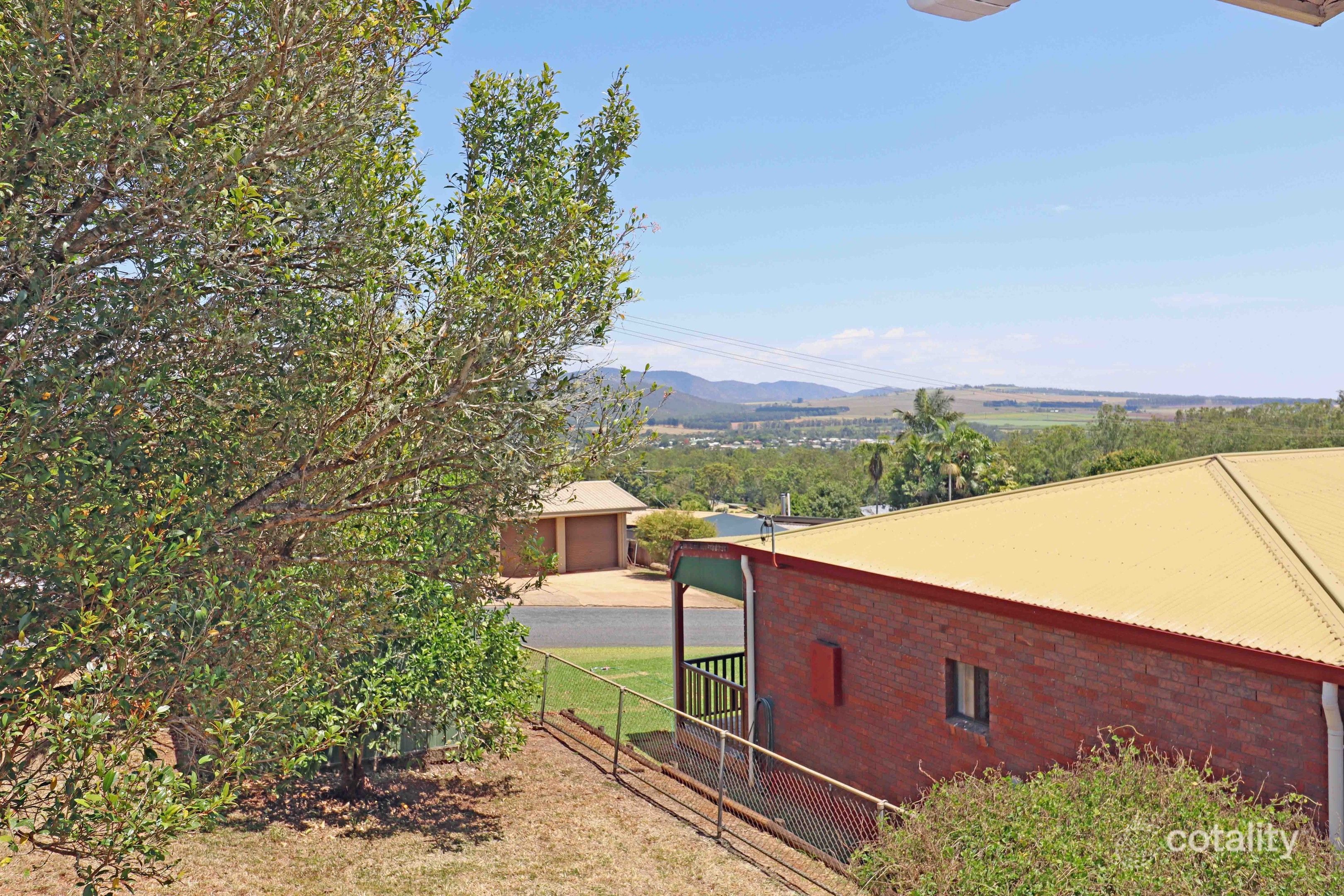 35 Danbulla Cres, Atherton, QLD 4883