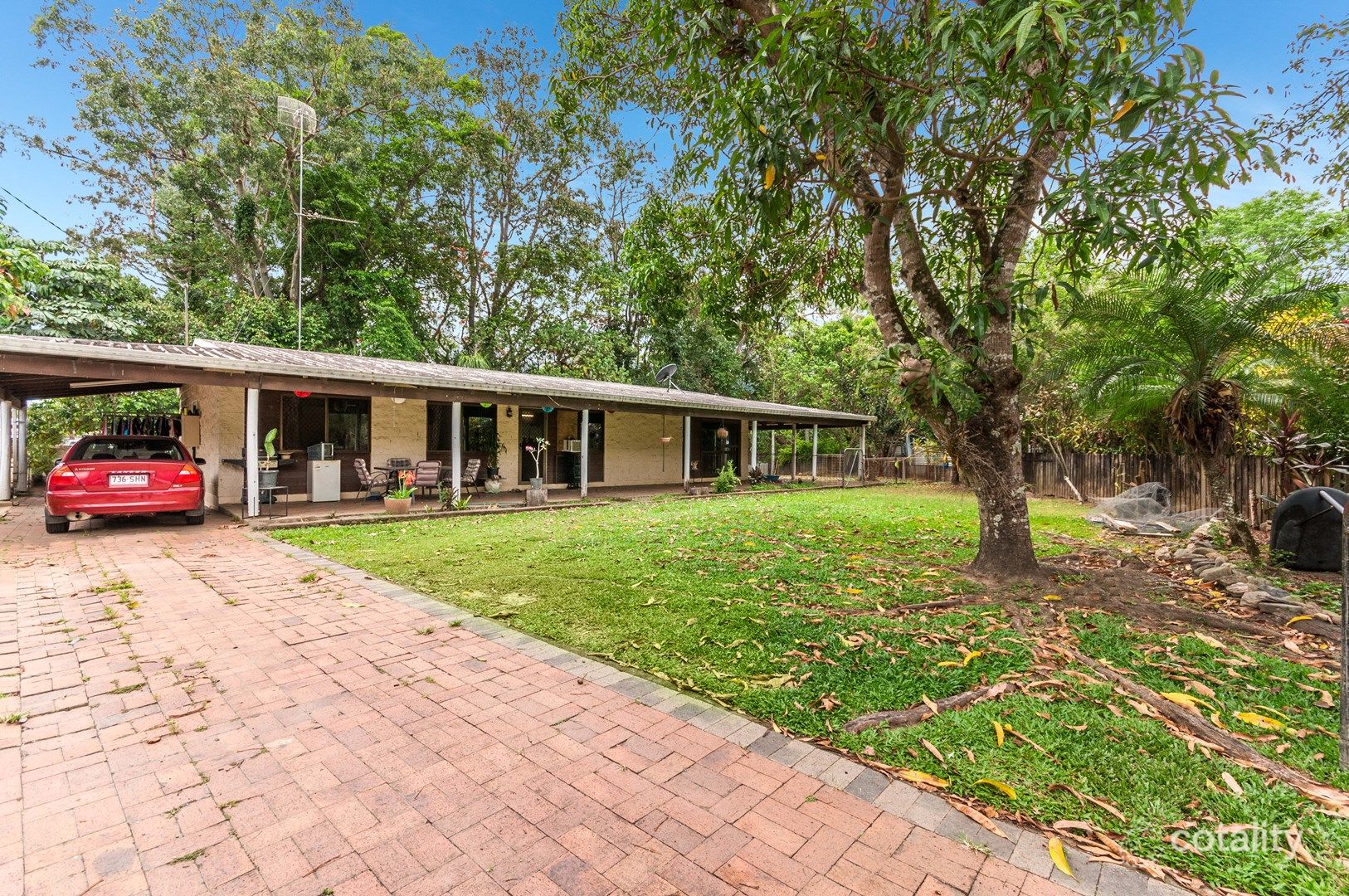 4 Gadgarra Cl, Edmonton, QLD 4869