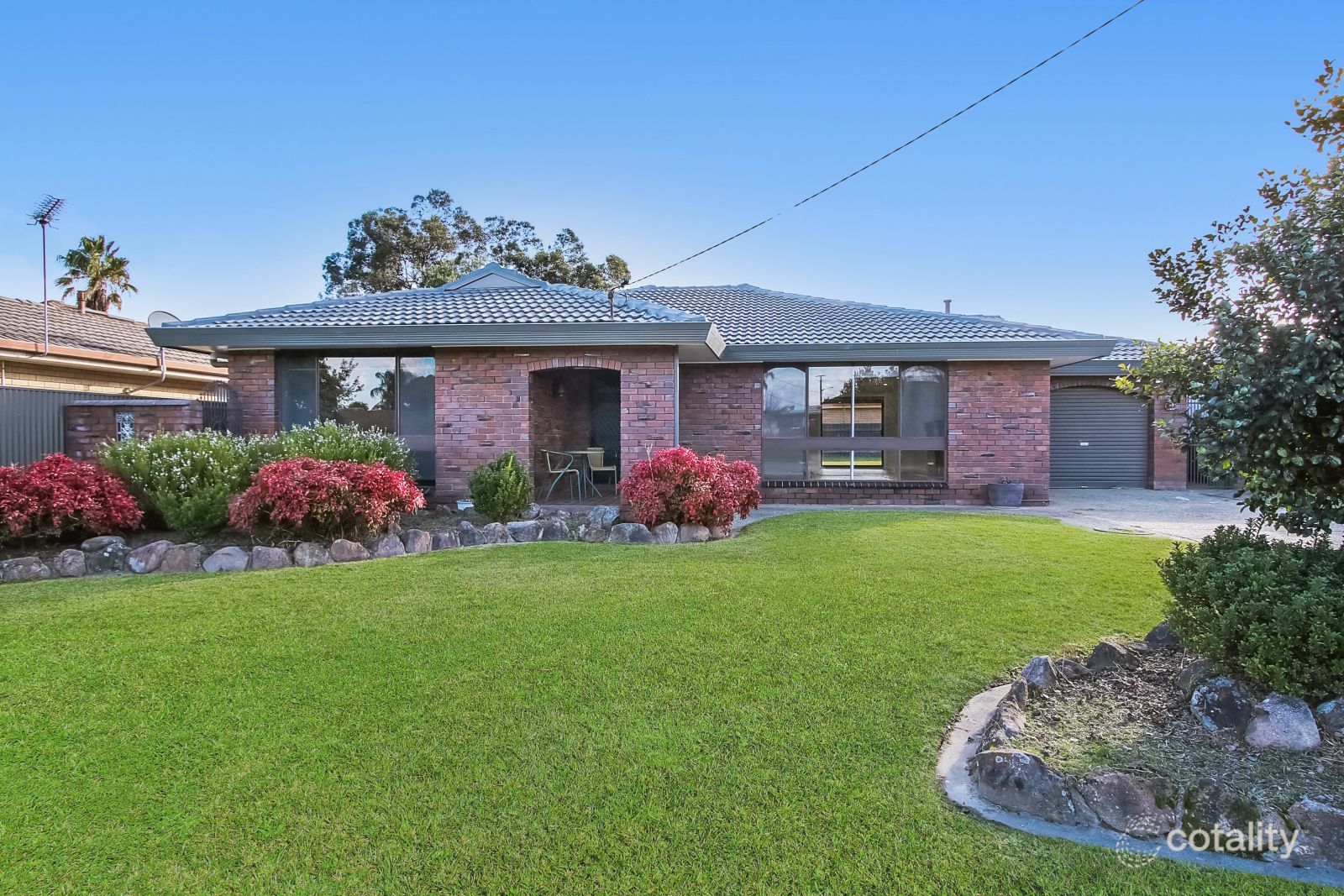 483 Ainslie Ave, Lavington, NSW 2641