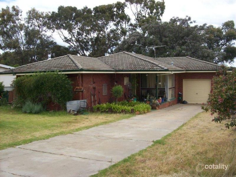 7 Nangip Cres, Darkan, WA 6392