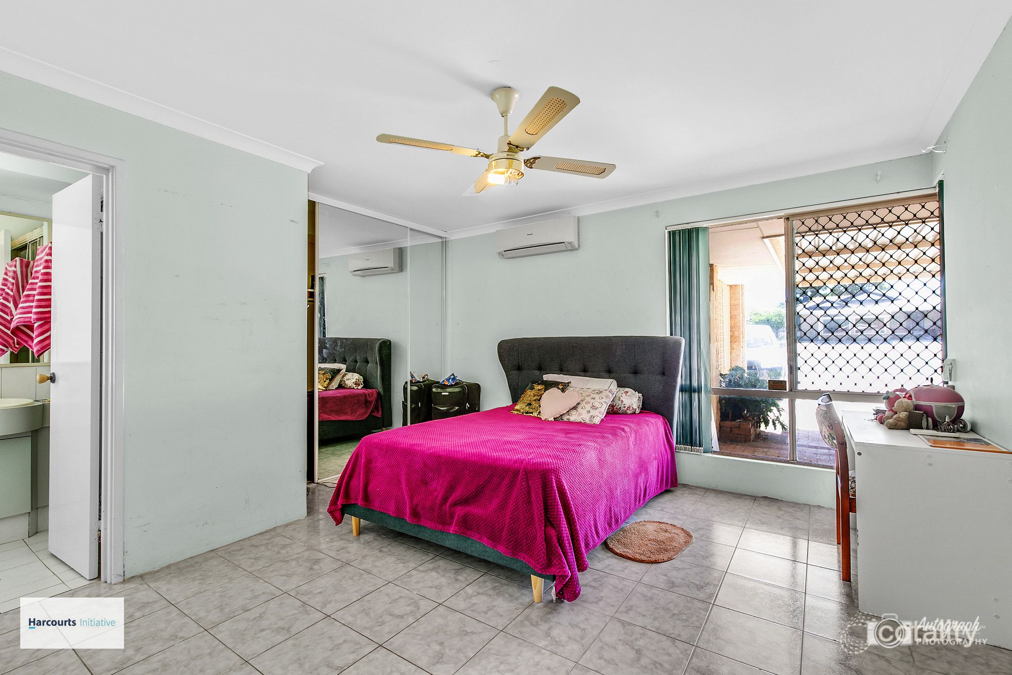 18 Jefferson Dr, Marangaroo, WA 6064