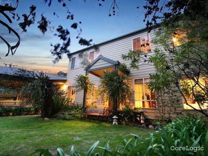 12a Dickinson Gr, Mount Martha, VIC 3934