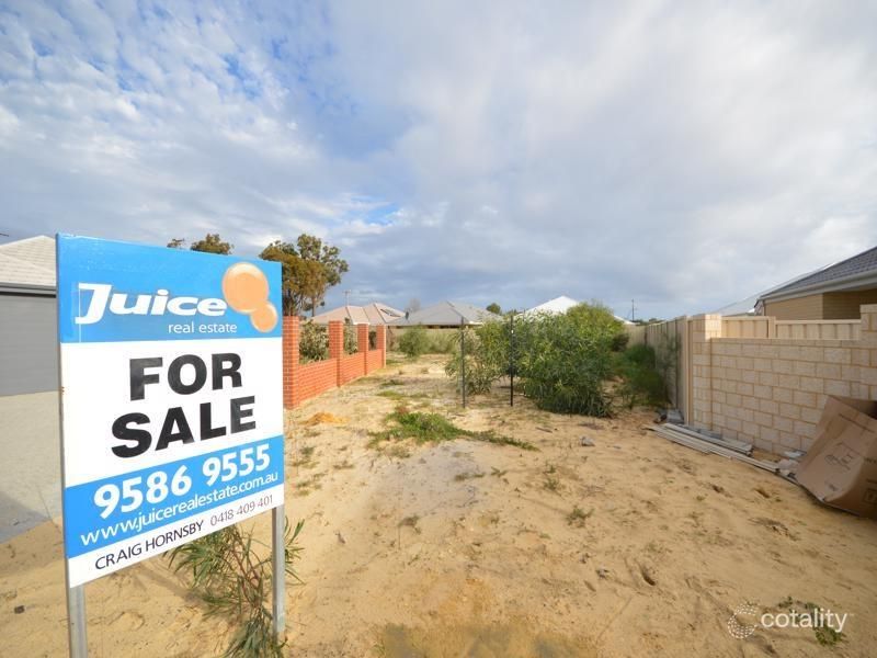 4 Darkan Cl, Dudley Park, WA 6210