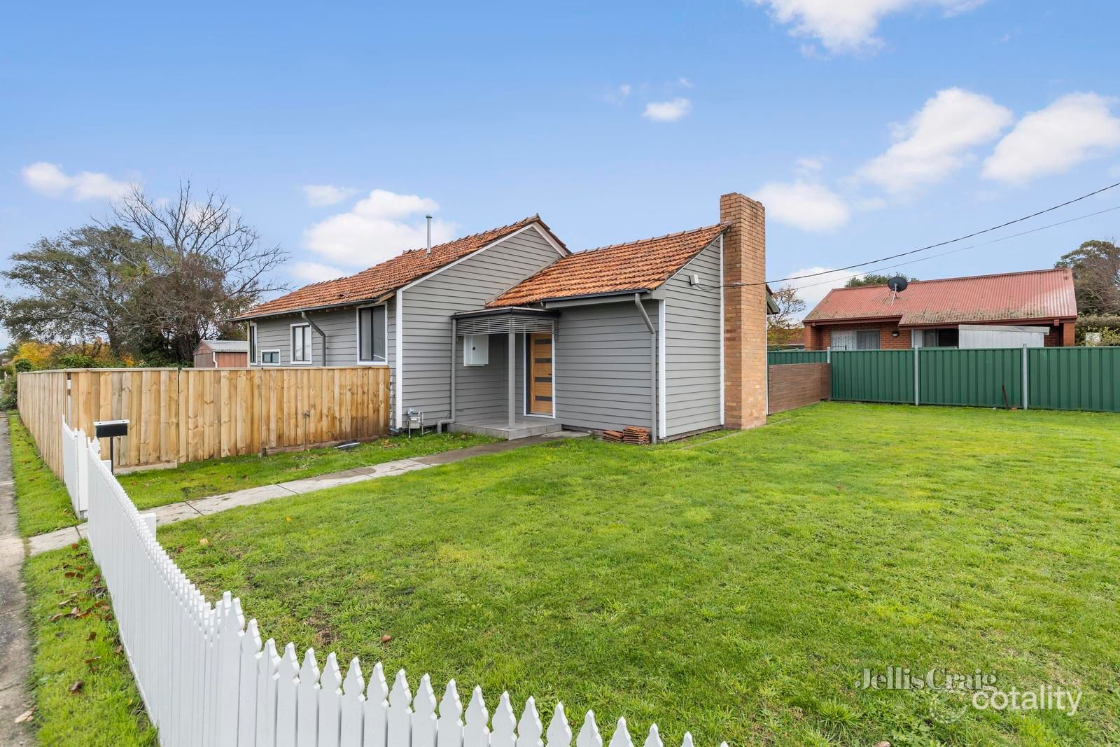 40 Edwards St, Sebastopol, VIC 3356