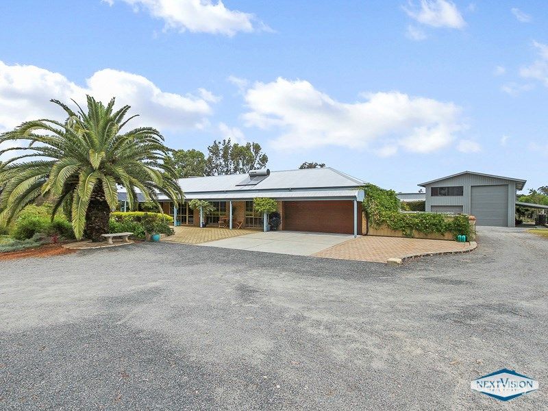 64 Oxley Rd, Banjup, WA 6164