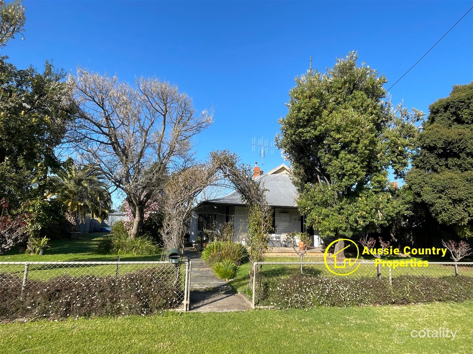 18 Budd St, Berrigan, NSW 2712