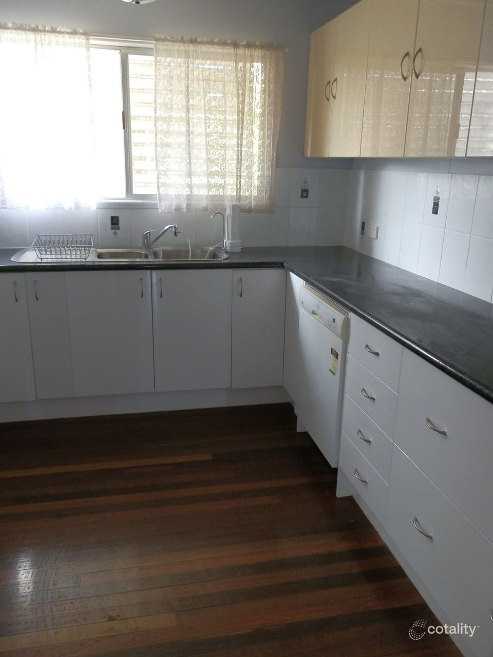 6 Leahy Pl, Emerald, QLD 4720