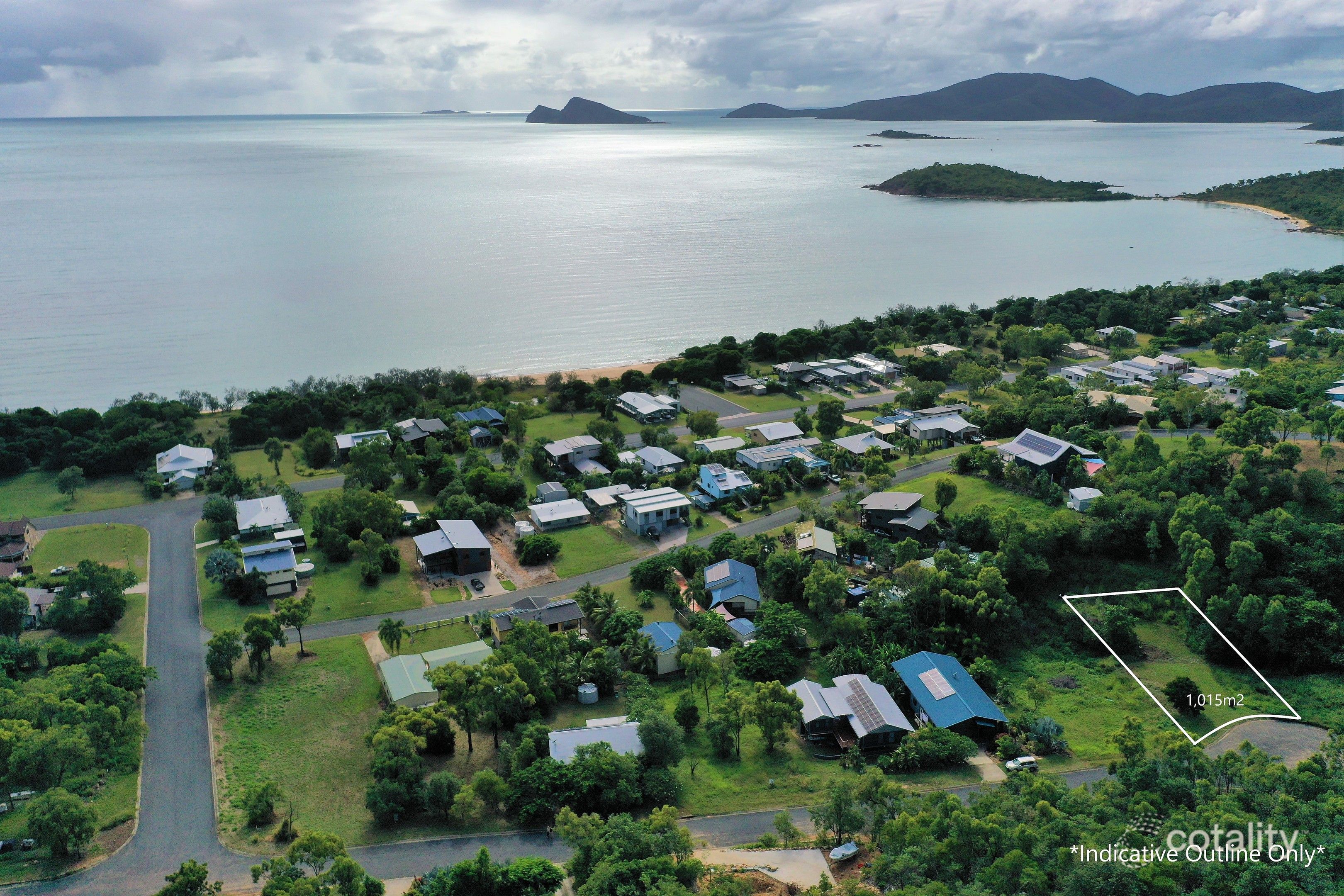 29 Rattray Ave, Hideaway Bay, QLD 4800