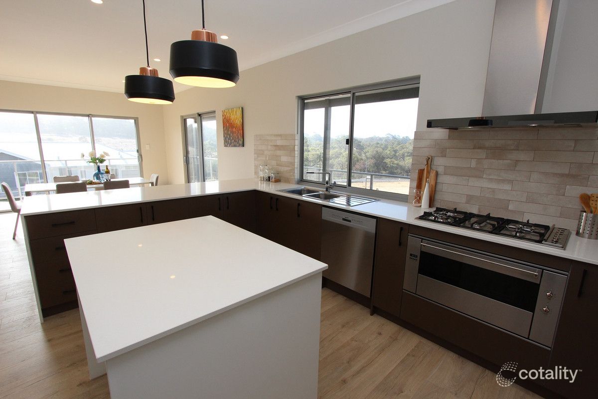 1 Yarmouth Ct, Dawesville, WA 6211