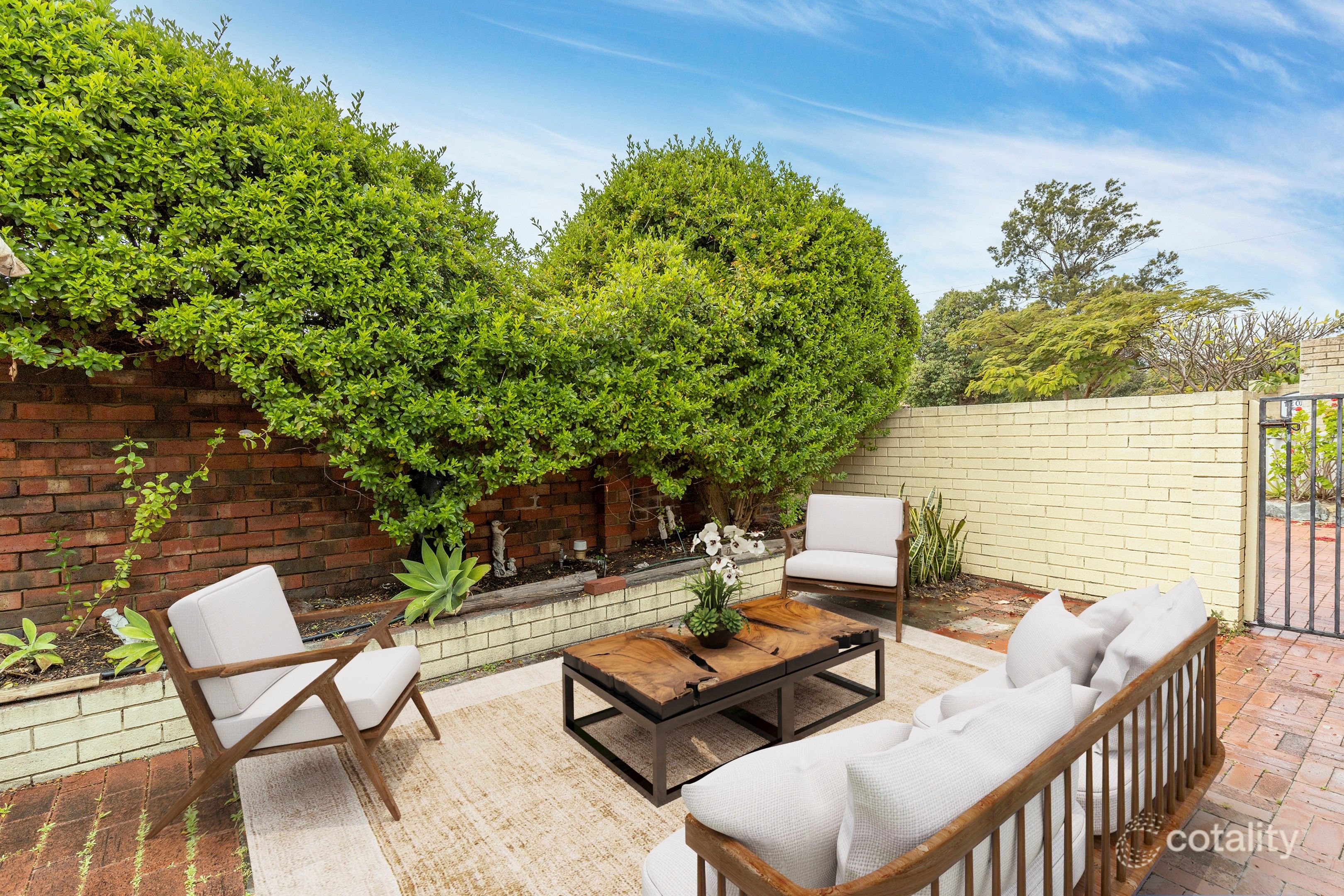 149d Coode St, Como, WA 6152