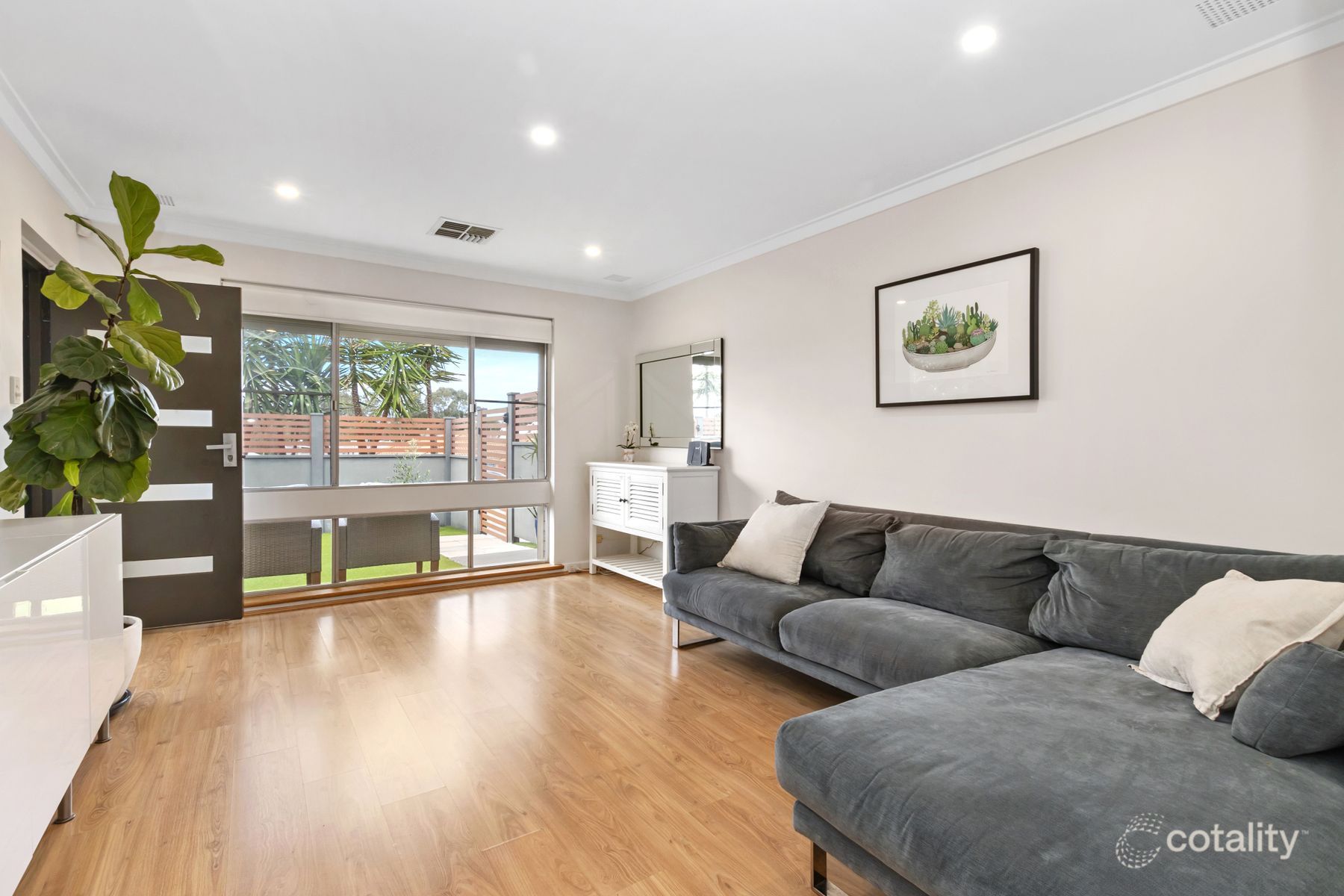 289 Huntriss Rd, Doubleview, WA 6018