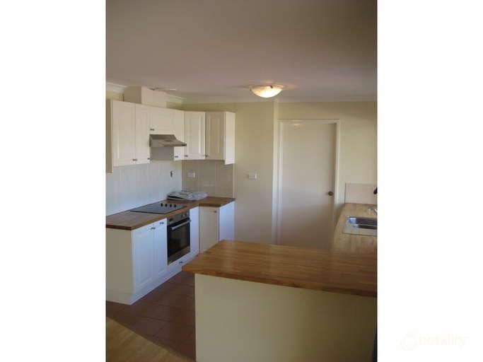 24 Dartford Cres, Marangaroo, WA 6064