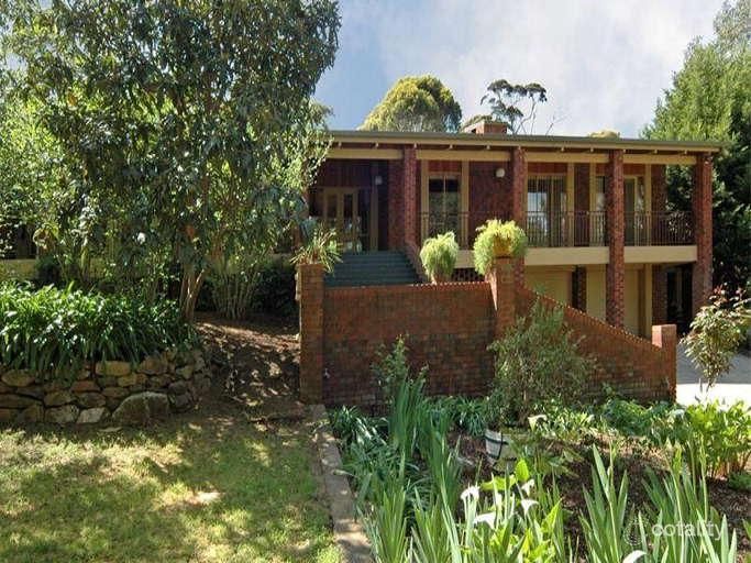 78 Gleneagles Rd, Mount Osmond, SA 5064