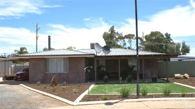 12 Farage Ct, Kambalda West, WA 6442