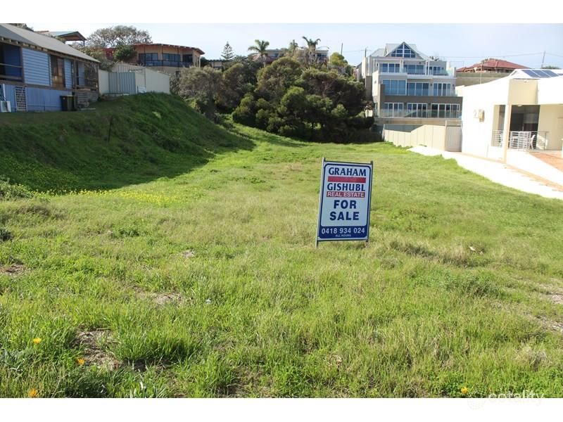 144 Ocean Dr, Quinns Rocks, WA 6030