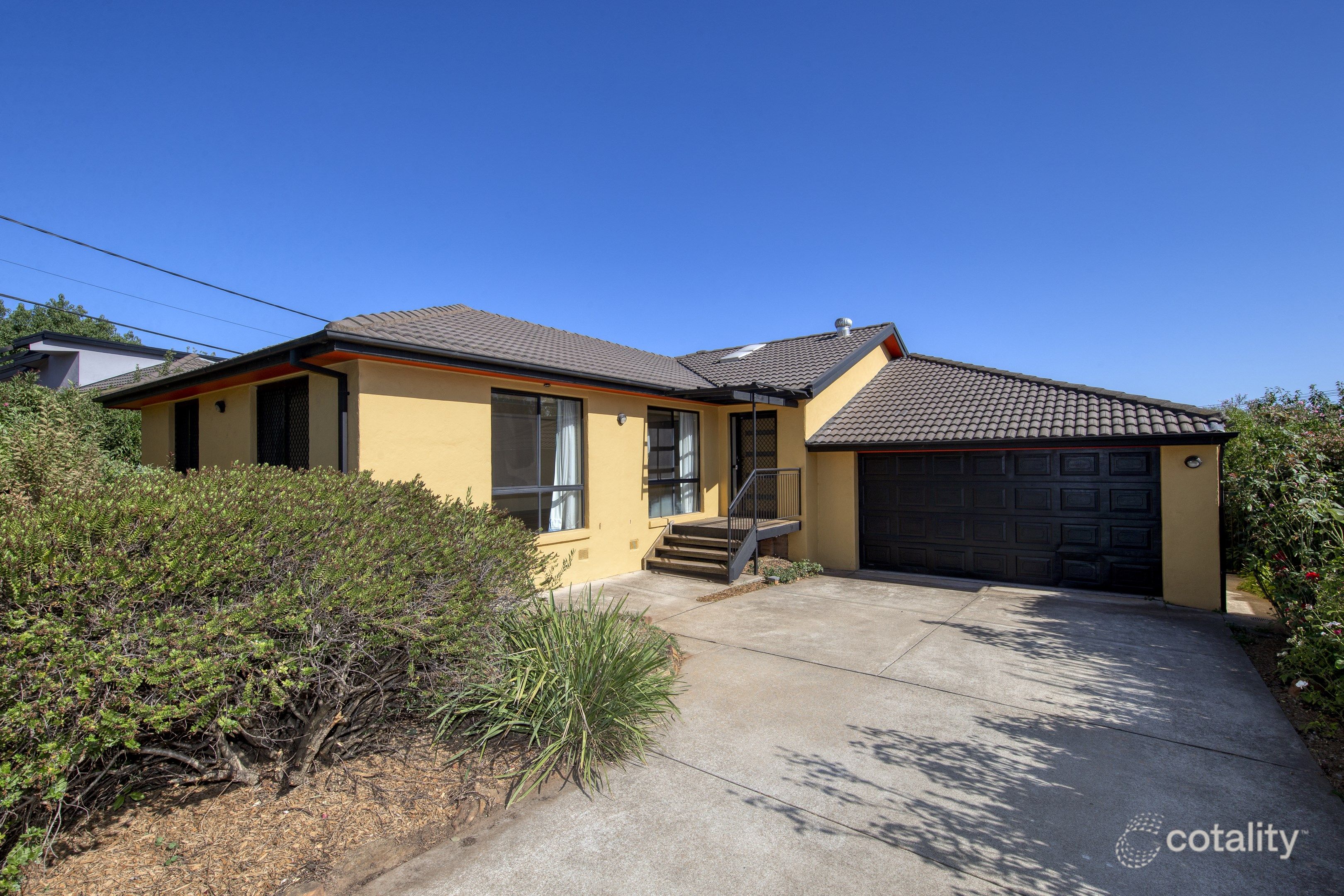 74 Morgan Cres, Curtin, ACT 2605
