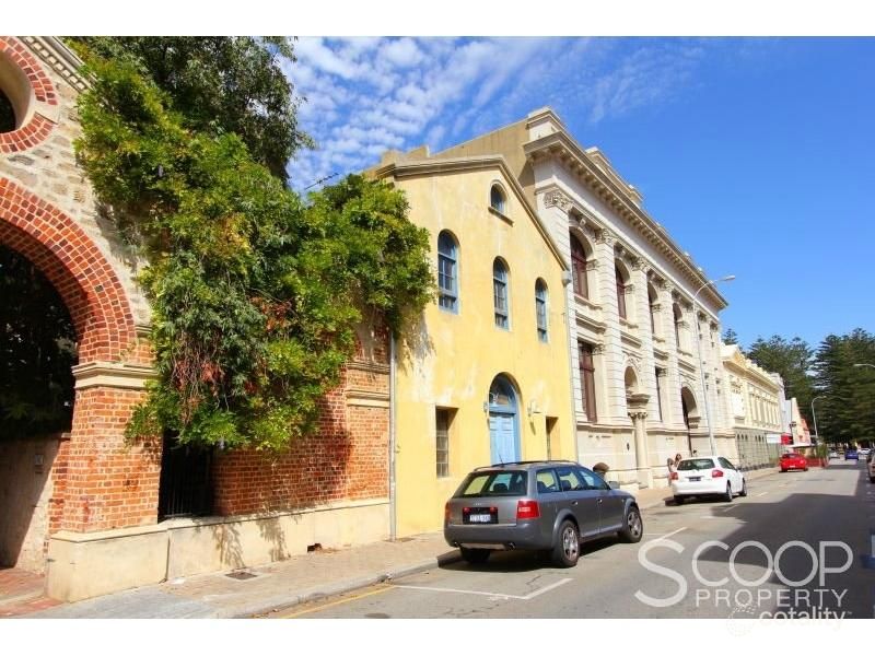 1/36 Henry St, Fremantle, WA 6160
