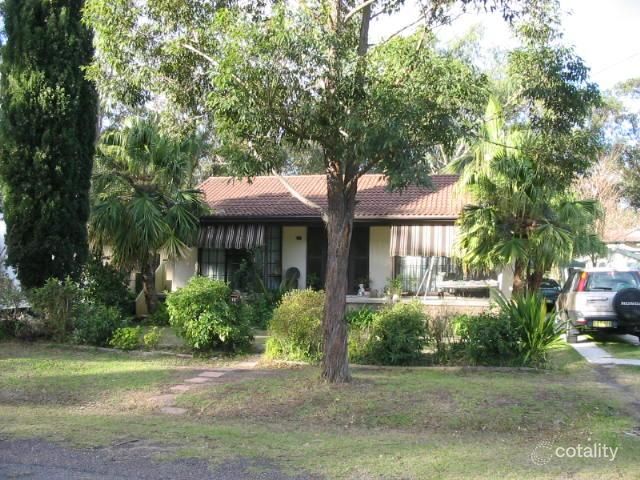 15 Marlborough Pl, Berkeley Vale, NSW 2261