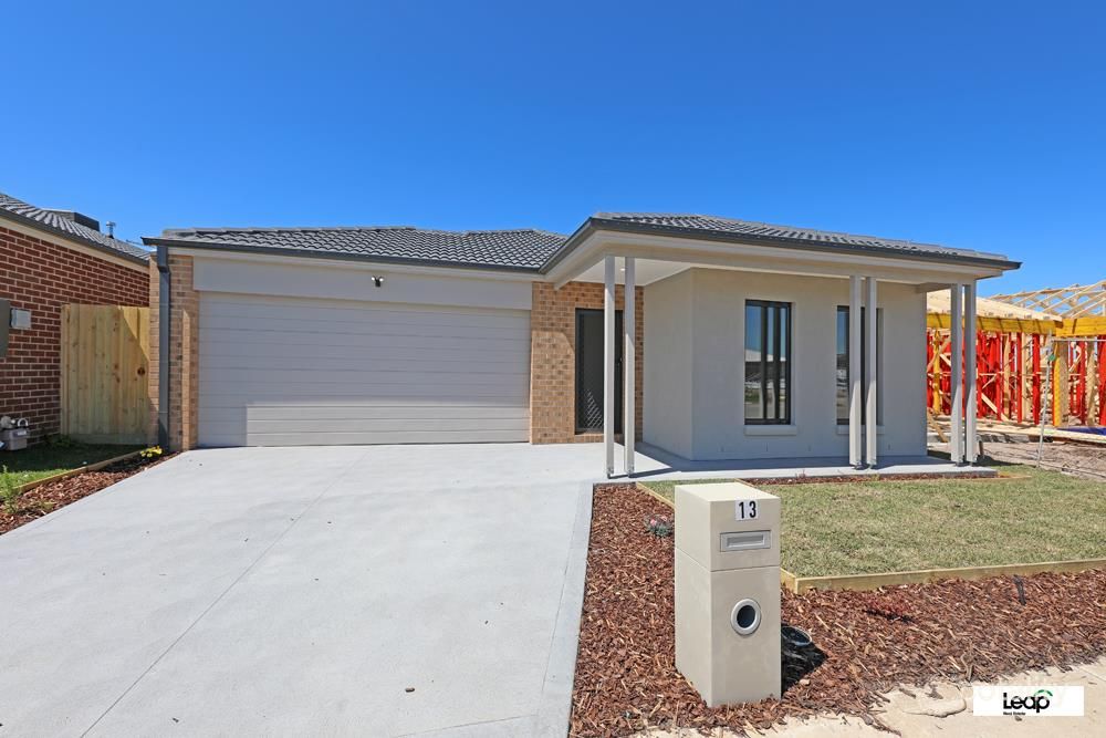 13 Solitaire Way, Wallan, VIC 3756