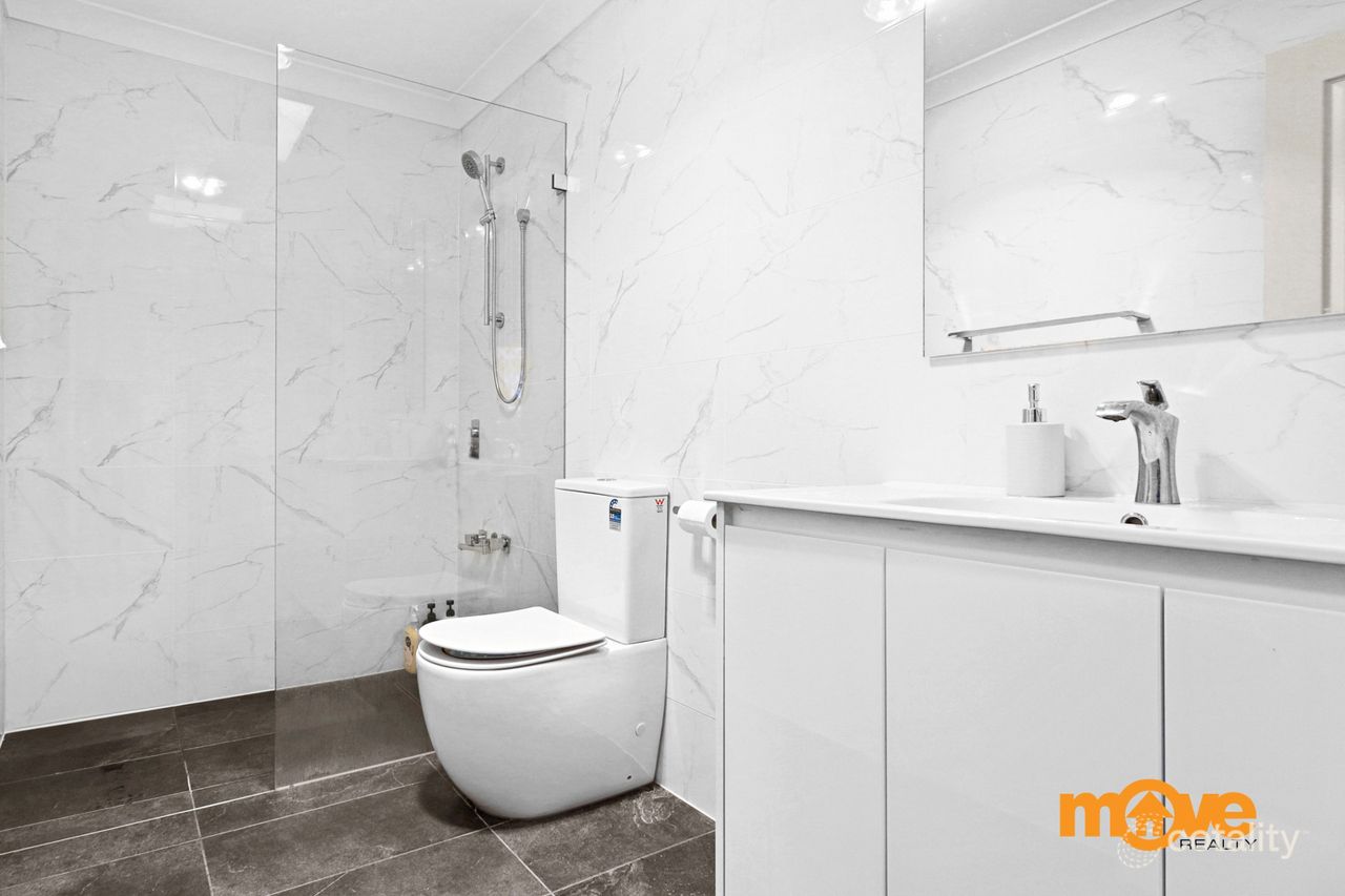 8/163 Targo Rd, Girraween, NSW 2145