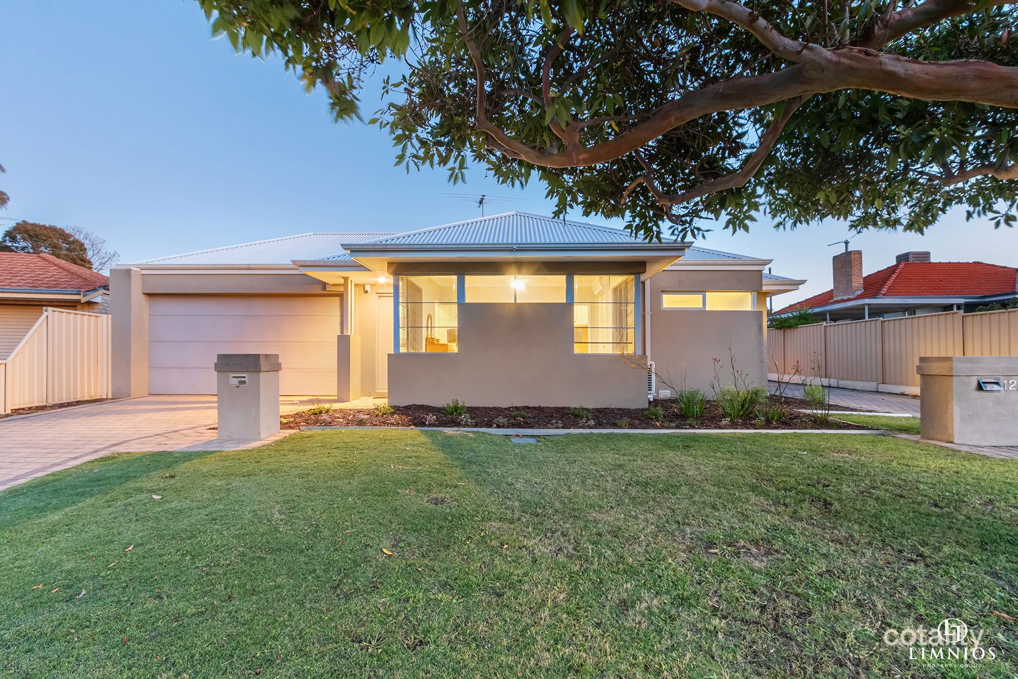 12a Medhurst Cres, Nollamara, WA 6061
