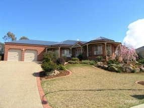 33 Florence Cres, West Albury, NSW 2640