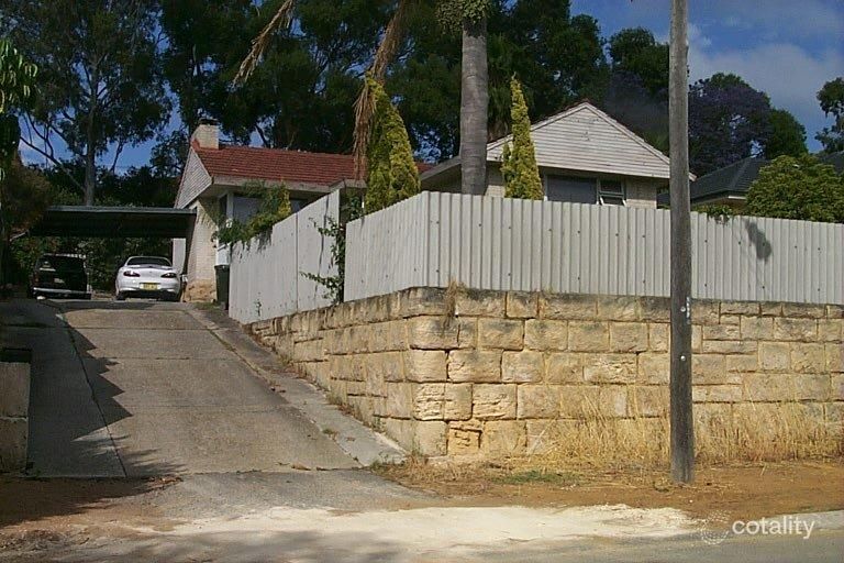 13 Panton Cres, Karrinyup, WA 6018