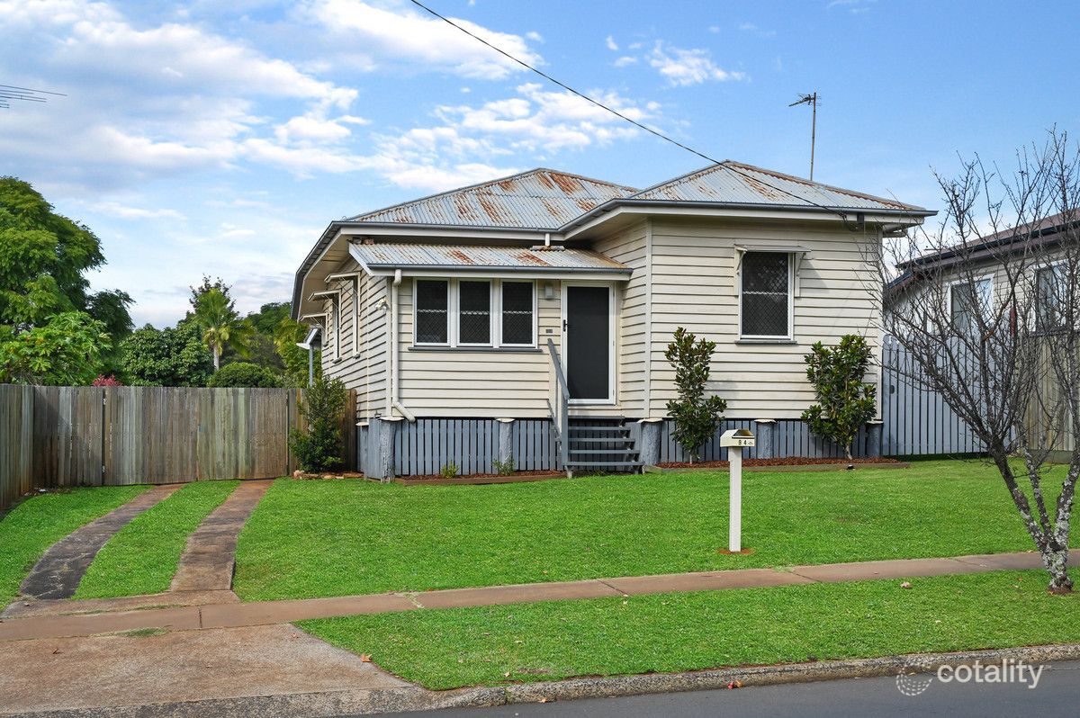 94 Holberton St, Newtown, QLD 4350