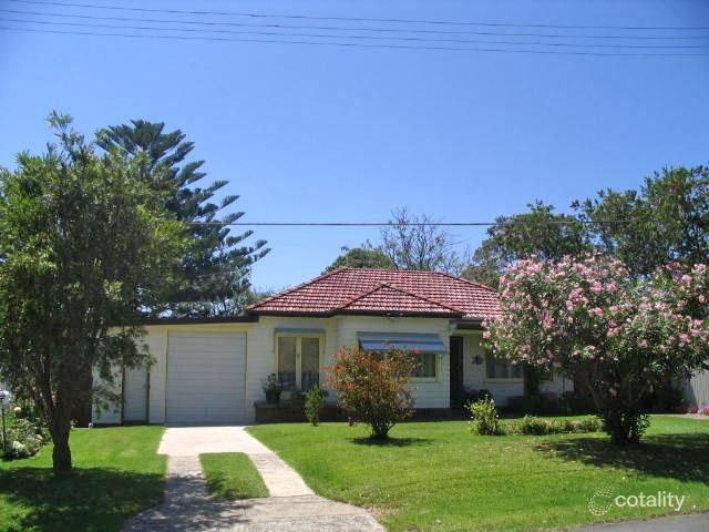 8 Glandore St, Woolooware, NSW 2230