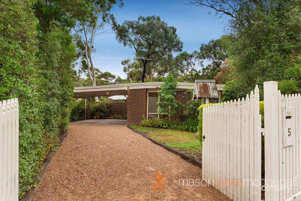 5 Parook Ct, Diamond Creek, VIC 3089