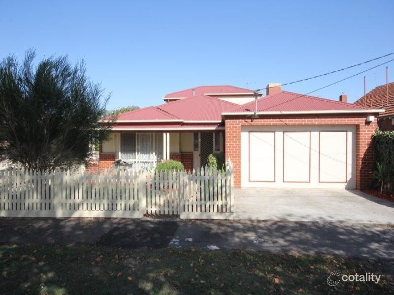 305 Clarendon St, Soldiers Hill, VIC 3350