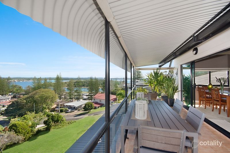 2/9 Clarence St, Yamba, NSW 2464