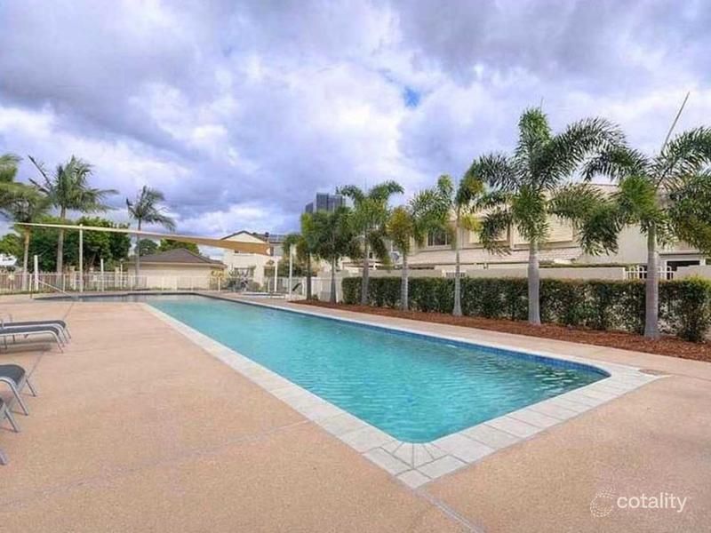 16/12 Promenade Ave, Robina, QLD 4226