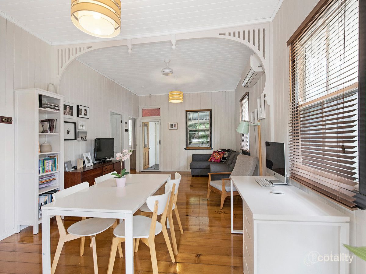 1287 Stanley St E, Norman Park, QLD 4170