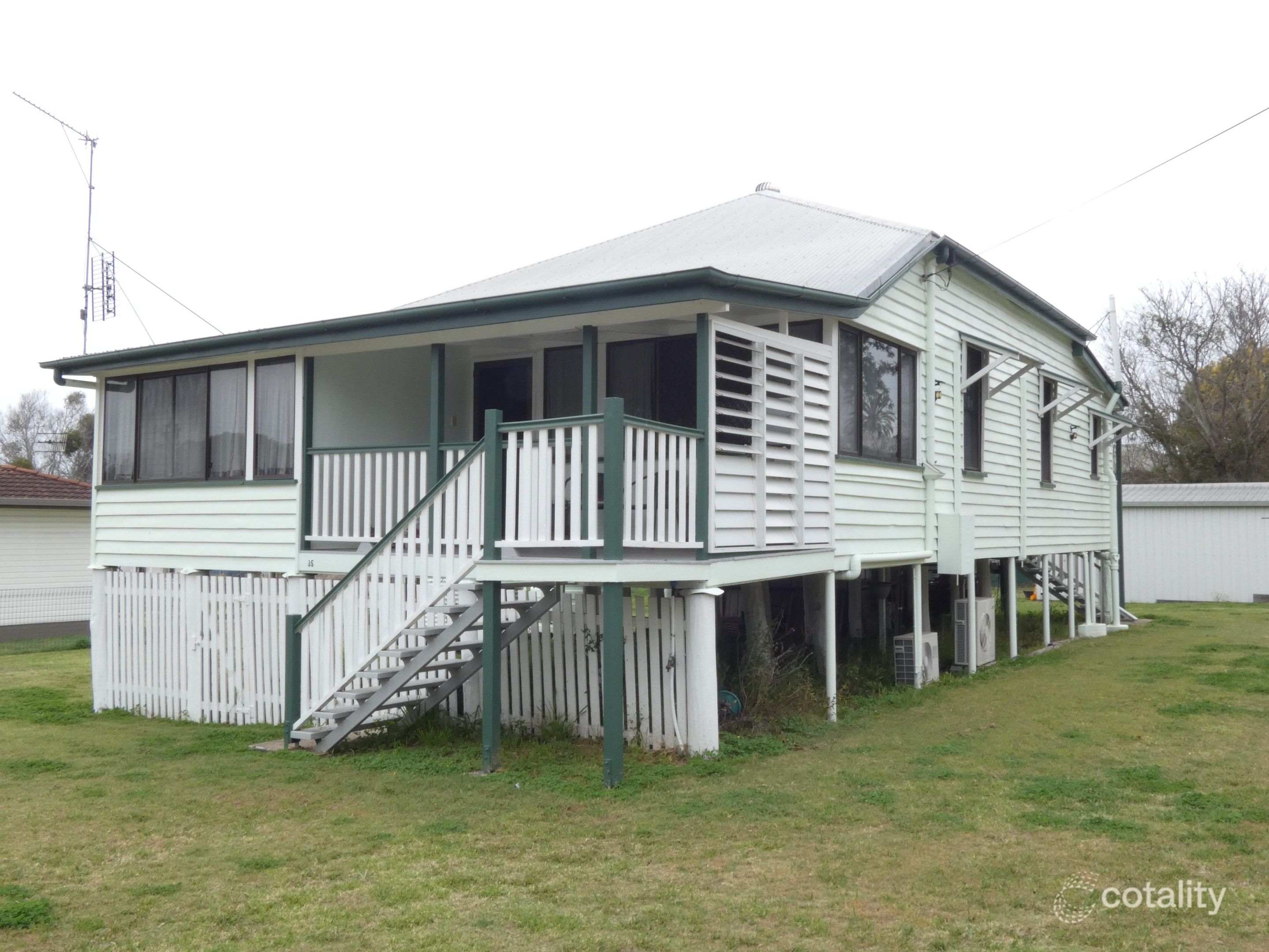 35 Stephens St E, Murgon, QLD 4605