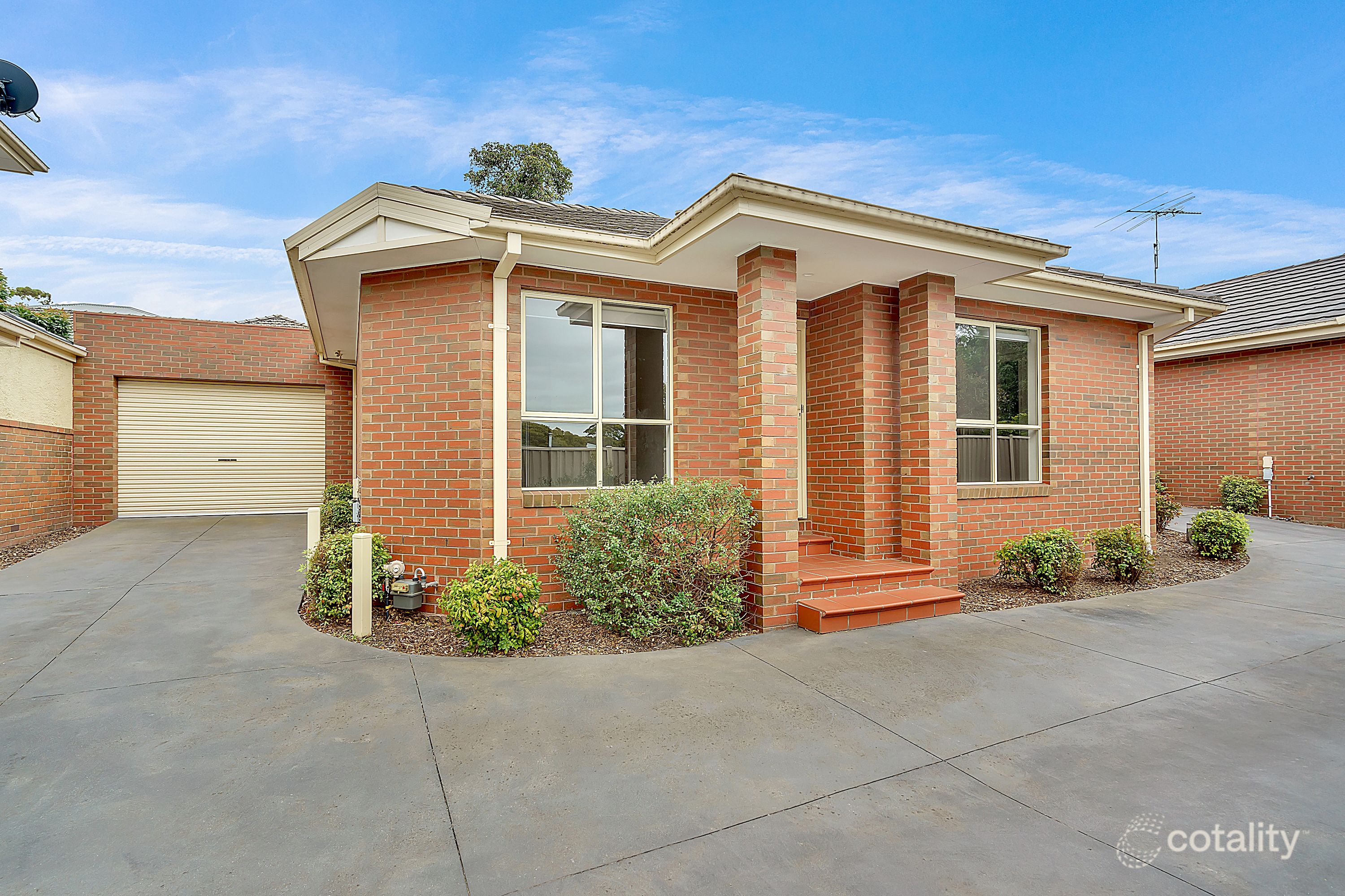 2/18 Pascoe St, Westmeadows, VIC 3049