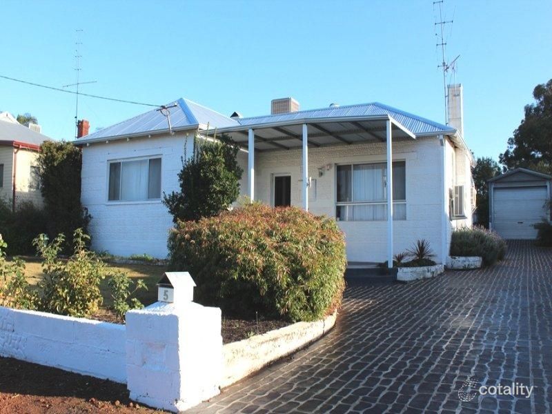 5 Enfield Tce, Northam, WA 6401