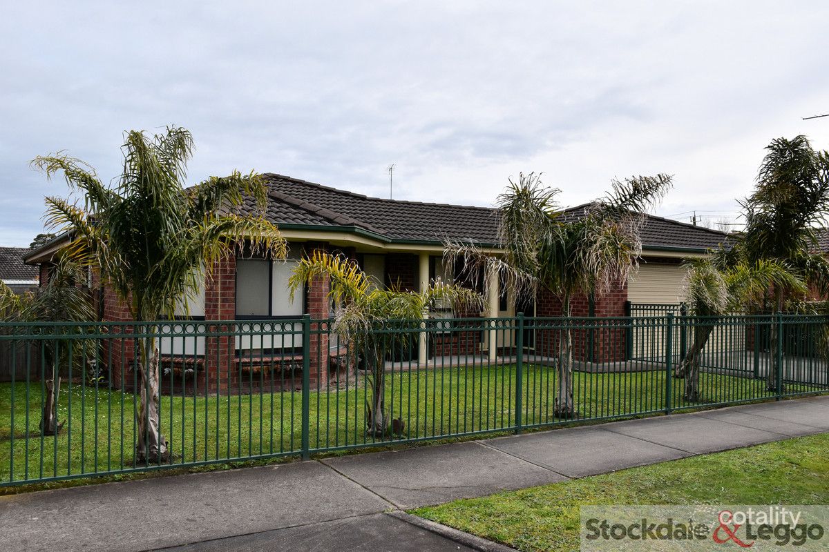 18 Saxtons Dr, Moe, VIC 3825