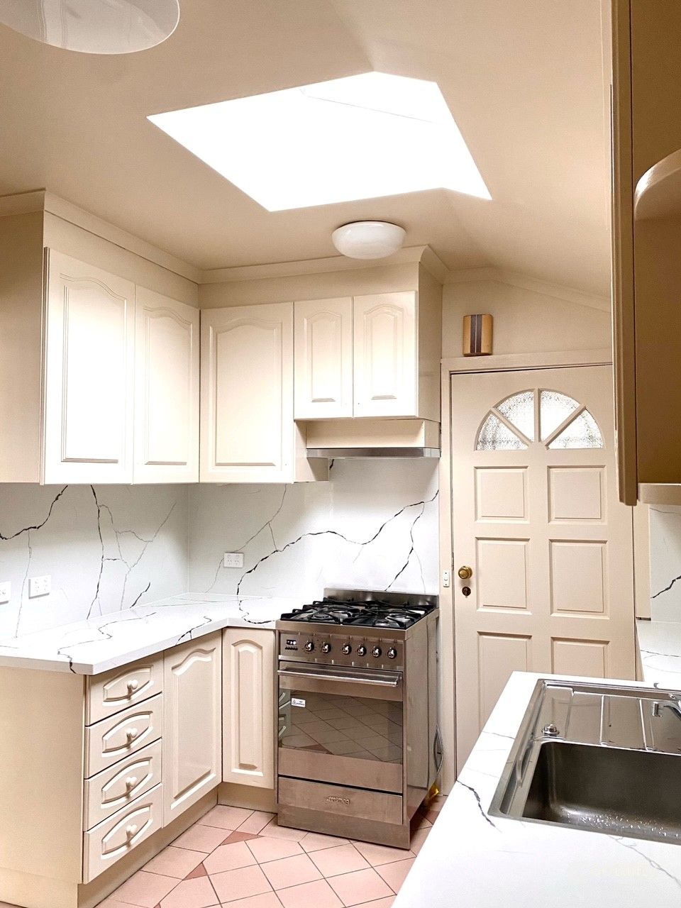 13 Duke St, Windsor, VIC 3181