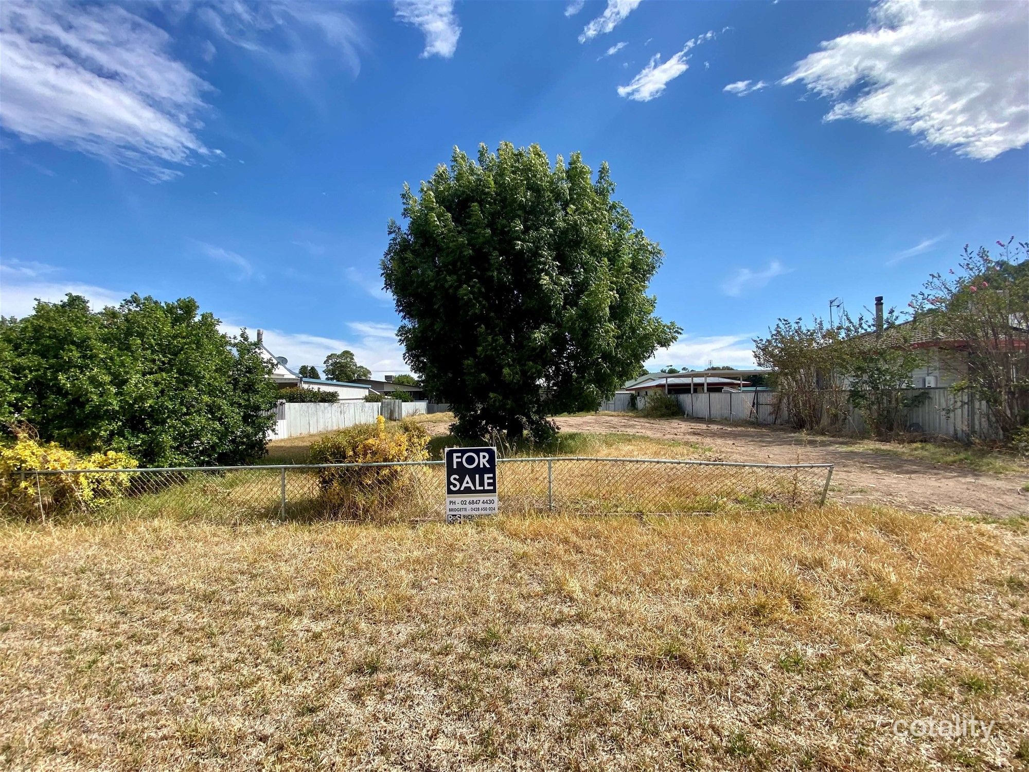 3 Glen St, Warren, NSW 2824