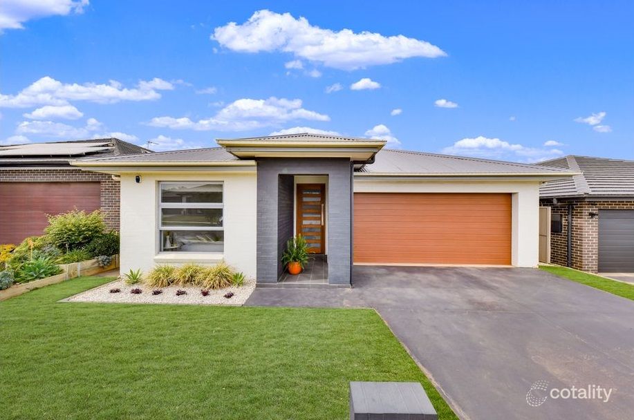 10 Kale Rd, Spring Farm, NSW 2570