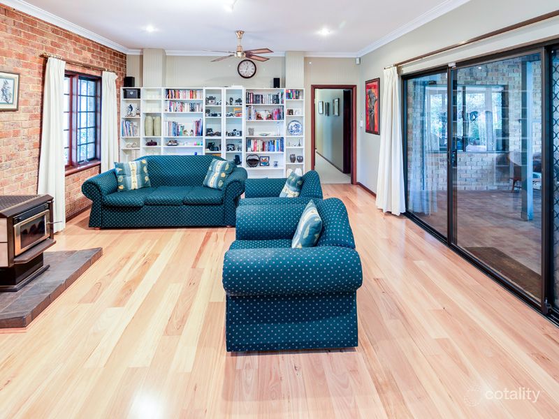 35 Lukin Ave, Darlington, WA 6070