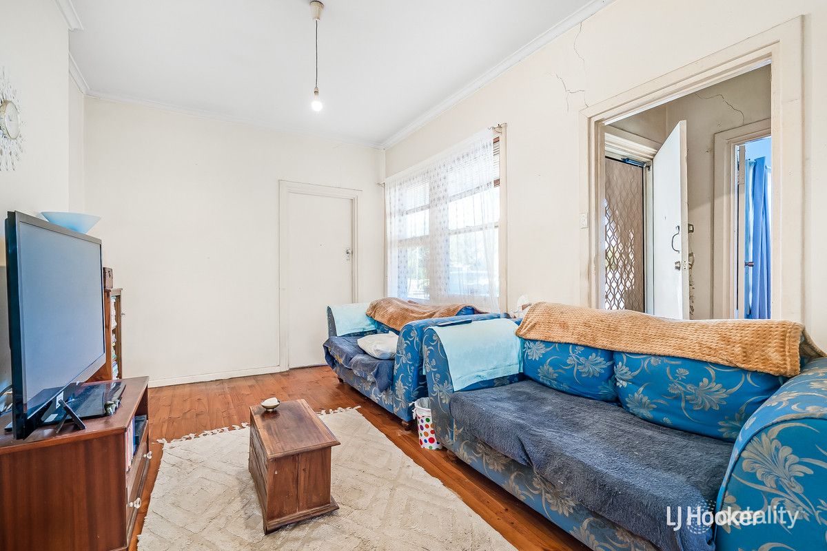 32 Goodman Rd, Elizabeth South, SA 5112