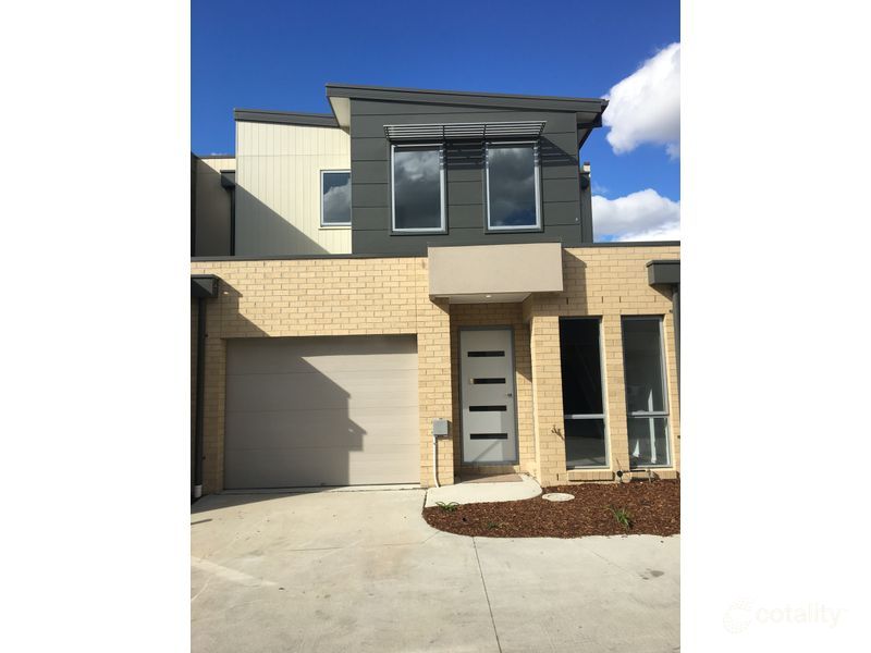 20 Sanctuary Dr, Carrum Downs, VIC 3201