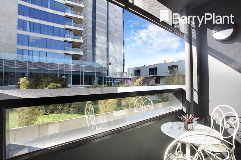 609/838 Bourke St, Docklands, VIC 3008