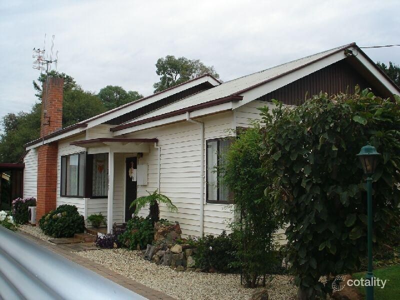 8 Shaw Rd, Stanhope, VIC 3623